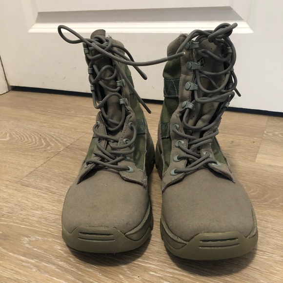 Rocky men’s military like hiking boots size 5.5 - Picture 2 of 8